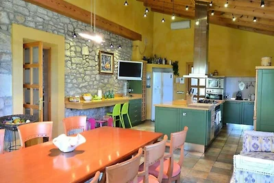 Villa a Binissalem con piscina e vigneto