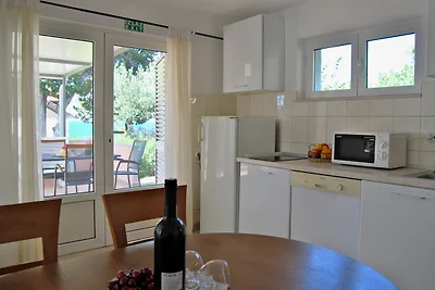 Apartment Lili- One Bedroom Apartment with Te...