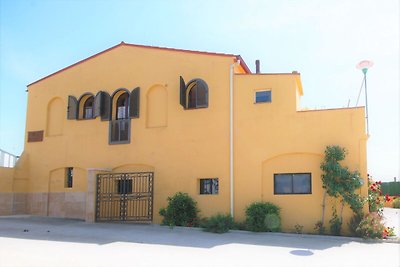 Mooi vakantiehuis in Vila-sacra met terras