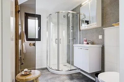 Wellness Chalet mit Smart TV, neben Bos