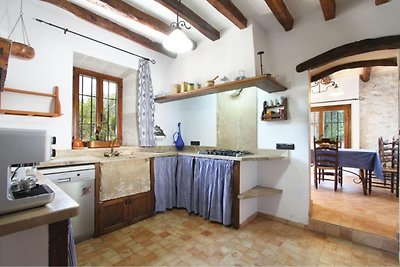 Traditionelles mallorquinisches Landhaus mit...