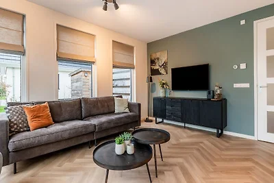 Ferienhaus in De Koog mit Sauna und Garten