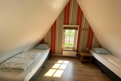 Villa in Hippolytushoef mit Meeresstrand