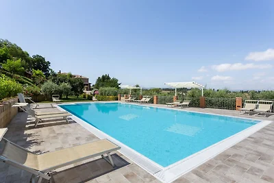 Großzügiges Ferienhaus in Volterra mit Pool