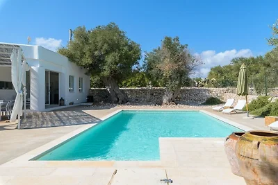Villa in Ostuni mit Schwimmbecken