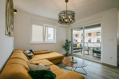 Spacious Luxury Trogir Apartments - Comfort T...