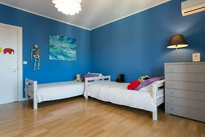 Borsi 81 - Adriana Family Apartment