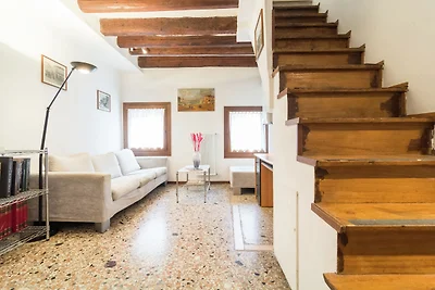 Accattivante appartamento con salotto