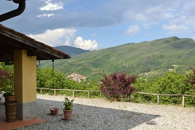 Cottage d'epoca con vasca idromassaggio a...