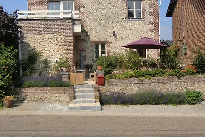 Denkmalgeschütztes Ferienhaus in Voeren mit...