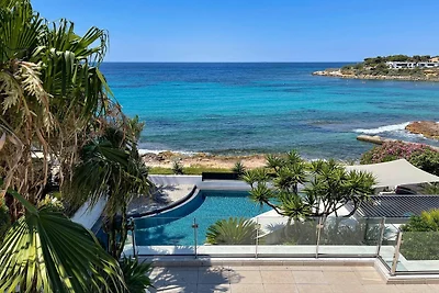 Luxury Seafront Villa with 2 Private Pools