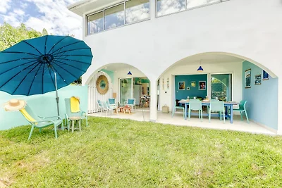Ontsnapping aan de oceaan met privé-spa