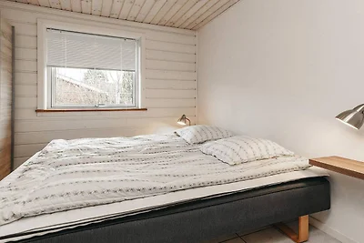 6 Personen Ferienhaus in Asnæs-By Traum