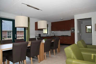 Komfortables Ferienhaus mit Geschirrsp.