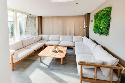 Villa mit Whirlpool & Sauna 500 m vom Meer