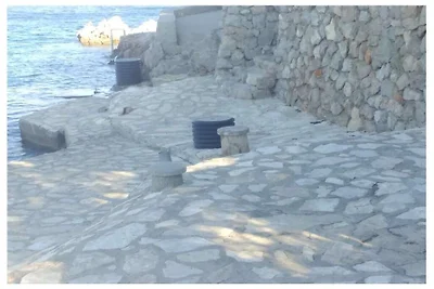 Vakantieappartement in Karlobag met barbecue