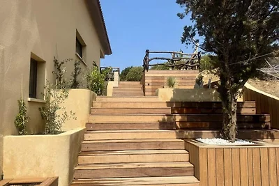 Villa in Tizzano mit Meerblick