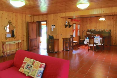 Hübsches Chalet in Città di Castello mit Pool