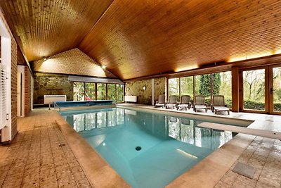 Luxuriöse Villa mit privatem Pool in Durbuy