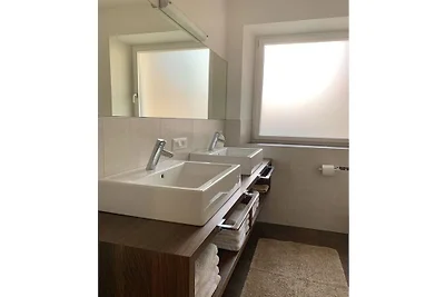 Appartamento per vacanze a Lana con piscina