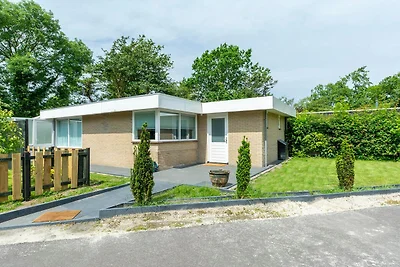 Bungalow nahe Sint Maartenszee Strand