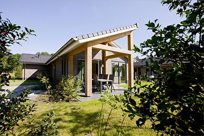 Suggestivo bungalow vicino al Veluwe