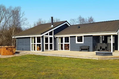8 persone case ad Strandby