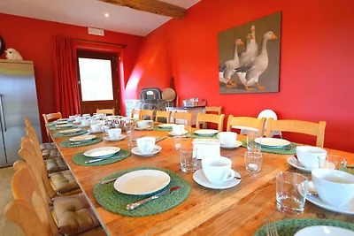 Ferienhaus in Mettet mit Garten