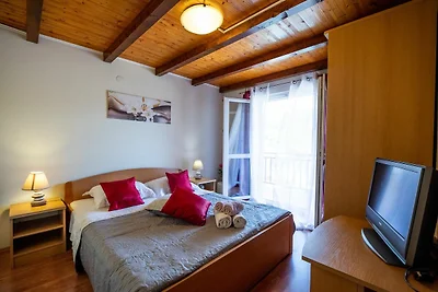Apartment Maja's Style - Two Bedroom Apartmen...