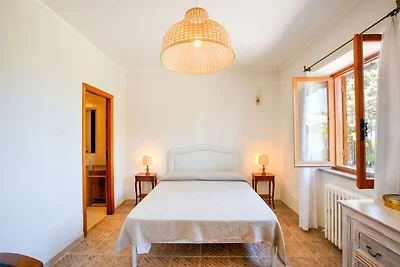Schicke Villa in Ansedonia in der Nähe von Fe...