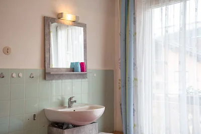 Schönes Apartment in Kärnten mit Swimmingpool