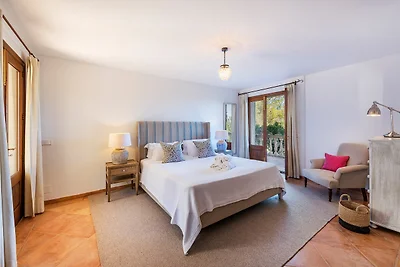 Elegante Villa mit beheiztem Pool, Pollença