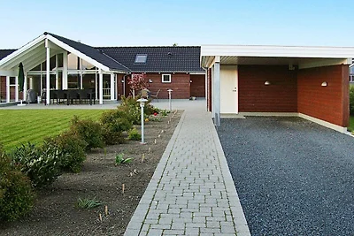 10 persone case ad Idestrup-By Traum