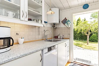6 Personen Ferienhaus in Faxe Ladeplads