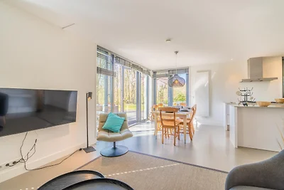 Luxuriöses Ferienhaus für 6 Personen am Waldr...