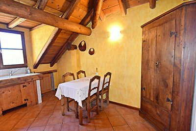Gemütliches Ferienhaus in Seenähe in Cargiogo...