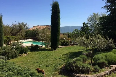 Wunderschöne Villa in Viens mit Swimmingpool