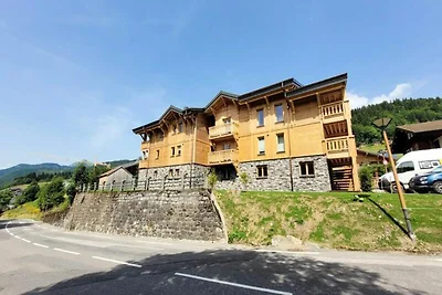 Helle Wohnung mit Terrasse