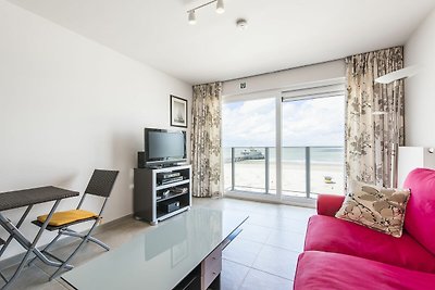 Schönes Appartement an der Strandpromenade