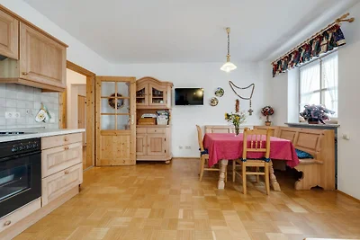 Sonnendurchflutete Wohnung in Waldnähe