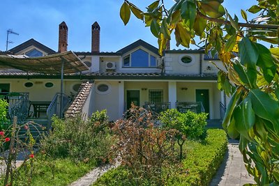 Spacious Holiday Home in San Cipriano Picenti...