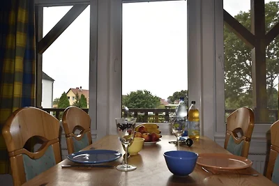 Schöne Ferienwohnung mit Terrasse in Boddin