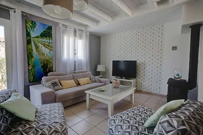 Spaziosa villa con piscina privata