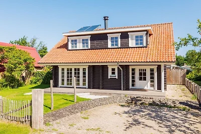 Villa mit 2 Schlafzimmer