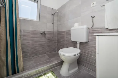 One Bedroom Apartment With Balcony (A3)