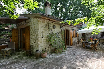 Schönes Ferienhaus in Assisi mit Swimmingpool