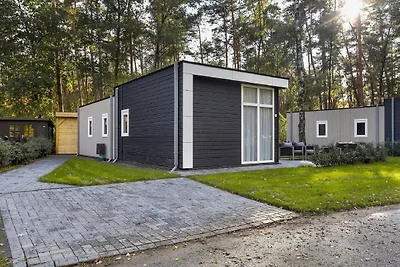 Modernes Haus in ruhiger Lage am Waldrand