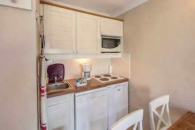 Marineblaue Residenz mit zwei Zimmern