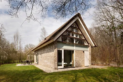 Villa con 2 camere vicino a Hoogeveen