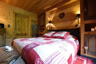 Chalet ad Arville con piscina